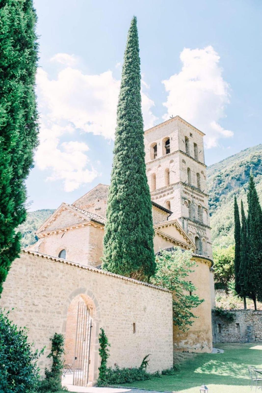 Abbazia San Pietro In Valle Ferentillo Exterior photo