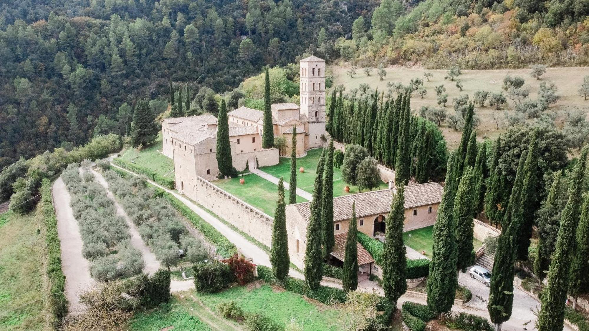 Abbazia San Pietro In Valle Ferentillo Exterior photo
